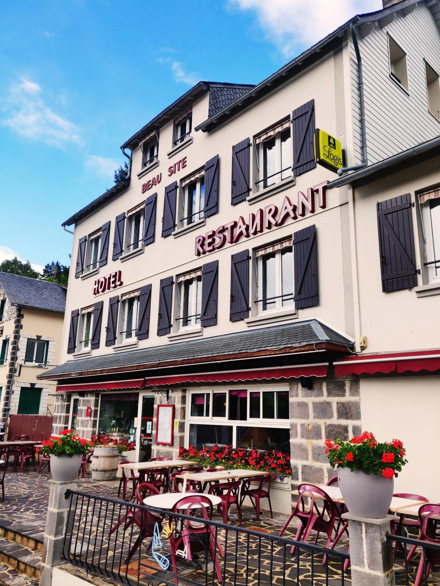 Logis Hotel Le Beau Site Chambon-sur-Lac Exteriér fotografie