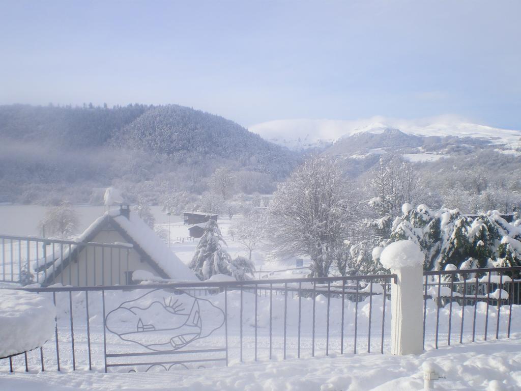 Logis Hotel Le Beau Site Chambon-sur-Lac Exteriér fotografie